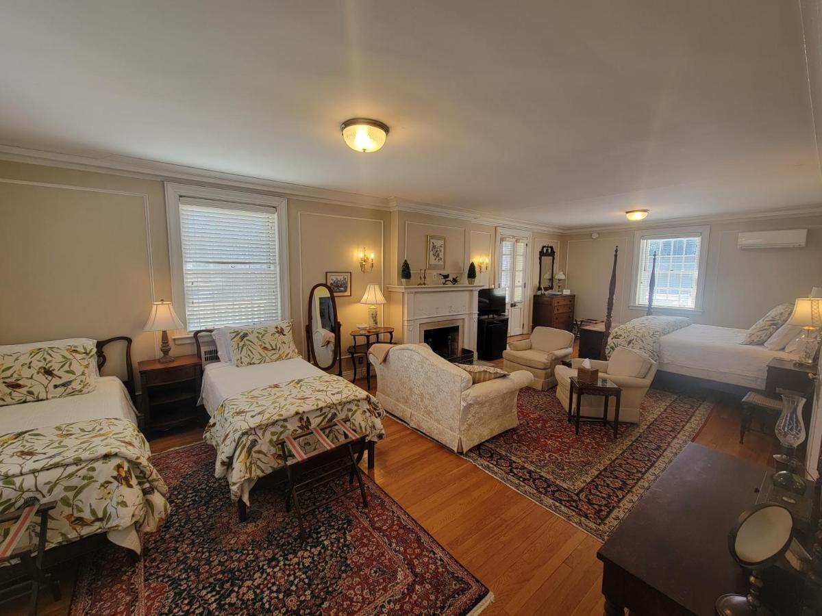 יורקטאון Hornsby House Inn מראה חיצוני תמונה